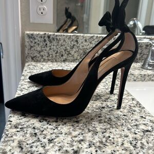 Black Aquazzura bow tie pumps size 38.5 or USA 8/8.5